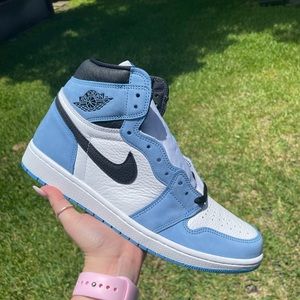 Jordan 1 “University Blue”